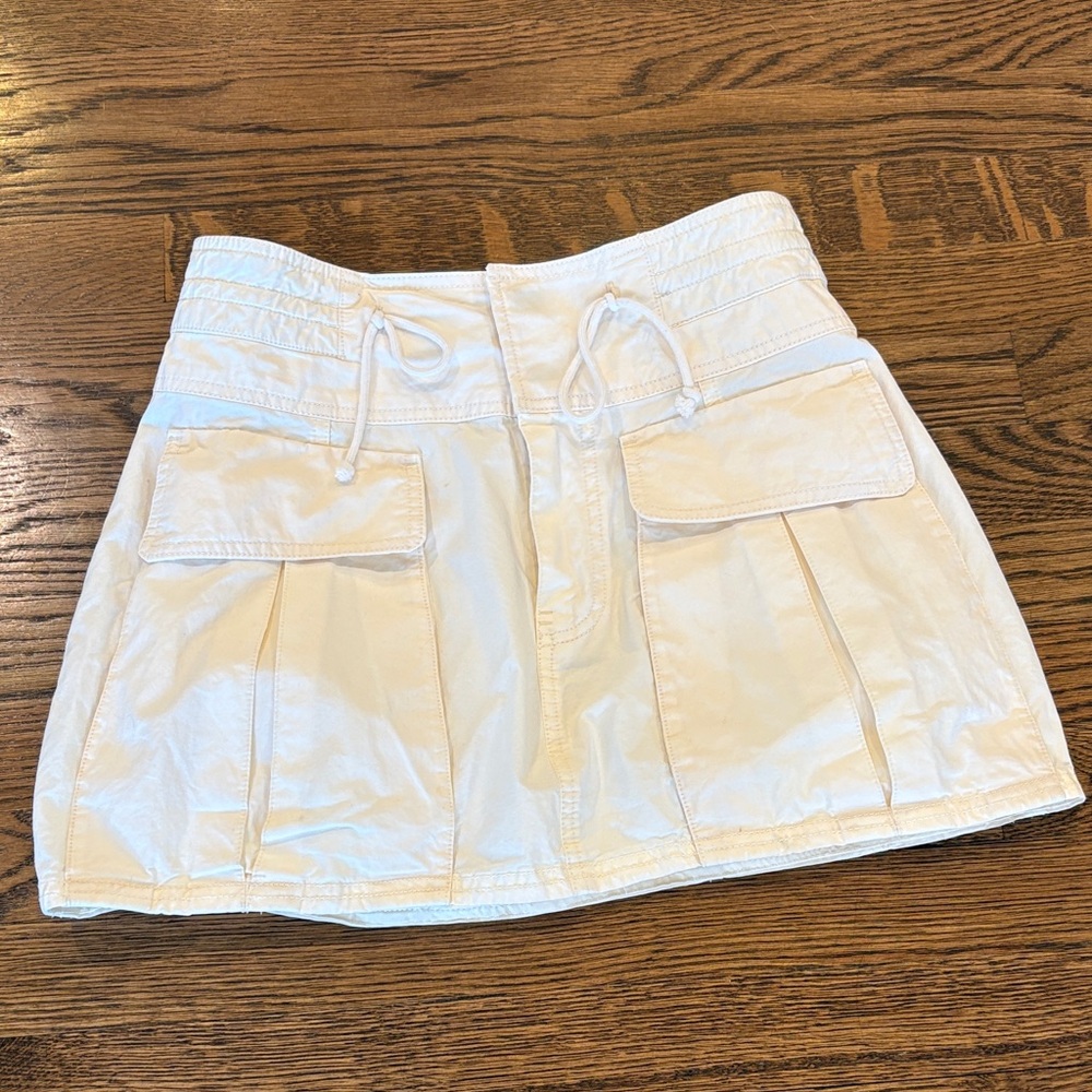 Free People off White Cargo Pocket Mini Skirt, xS